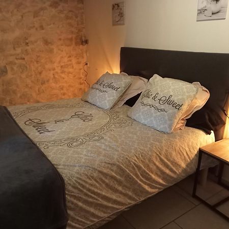 La Dame Blanche Bed & Breakfast Saint-Maurice-d'Ibie Exterior photo